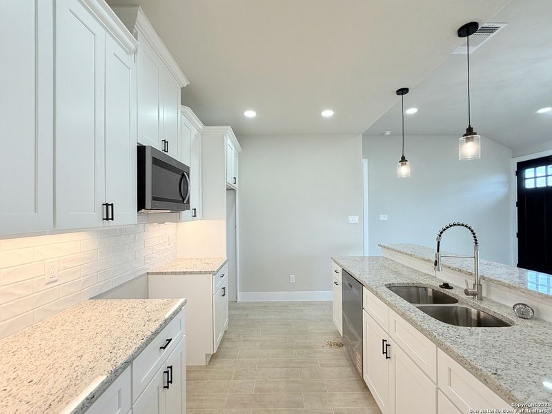 Furnished interior view inside a new home in , La Vernia (Image 9). Furnished interior view inside a new home in , La Vernia (Image 9).