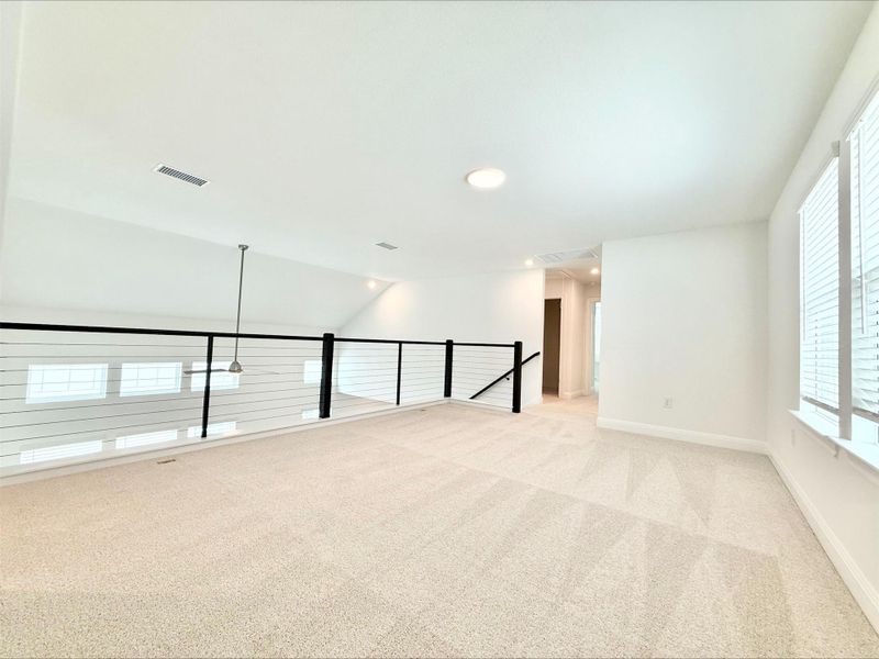 Spacious, unfurnished interior of a new home in Porter Country, Buda (Image 7). Spacious, unfurnished interior of a new home in Porter Country, Buda (Image 7).