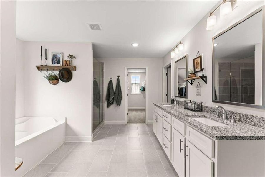 Furnished interior view inside a new home in , Dawsonville (Image 31).