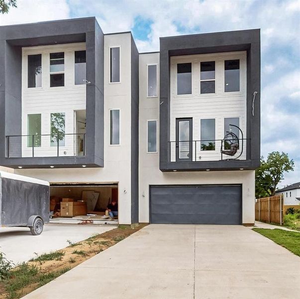 Front exterior of a new home in , Dallas, TX, highlighting curb appeal (Image 1). Front exterior of a new home in , Dallas, TX, highlighting curb appeal (Image 1).