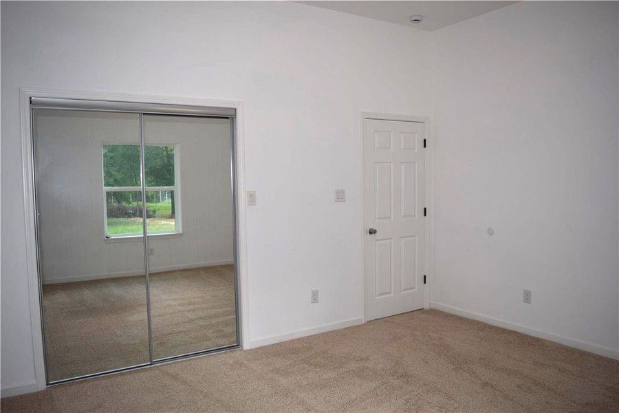 Spacious, unfurnished interior of a new home in , Cleveland (Image 10).