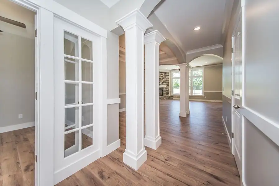 Representative unfurnished interior of a home built from the Beaumont Elite by Enchanted Homes in Smokey Hills, Campobello (Image 36).