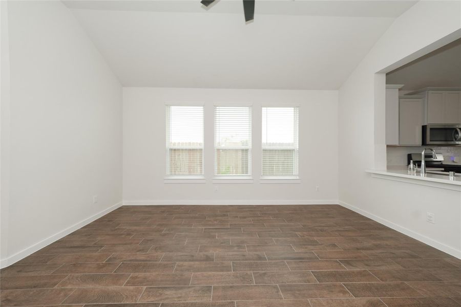 Spacious, unfurnished interior of a new home in , La Marque (Image 18). Spacious, unfurnished interior of a new home in , La Marque (Image 18).