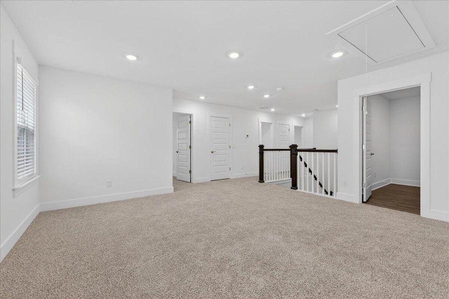 Spacious, unfurnished interior of a new home in , Summerville (Image 34). Spacious, unfurnished interior of a new home in , Summerville (Image 34).