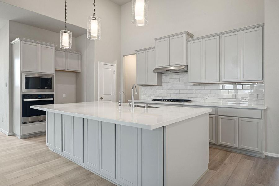 Furnished interior view inside a new home in The Meadows at Imperial Oaks 60', Conroe (Image 8). Furnished interior view inside a new home in The Meadows at Imperial Oaks 60', Conroe (Image 8).