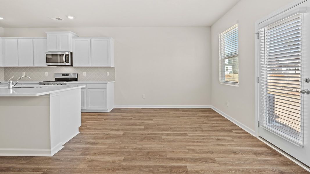 Image 21 representing the Saratoga by D.R. Horton in Oakchase at Hampton, Hampton, GA. Image 21 representing the Saratoga by D.R. Horton in Oakchase at Hampton, Hampton, GA.