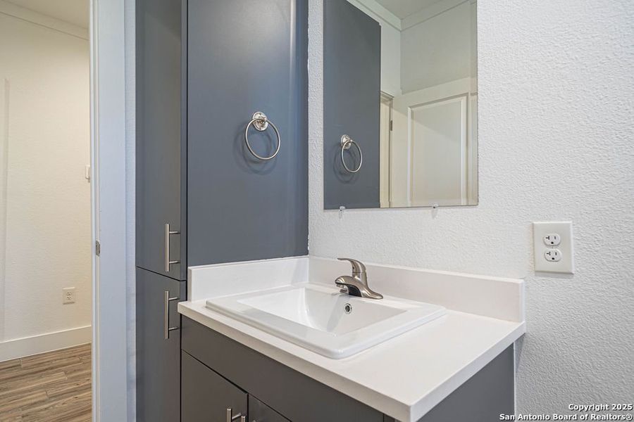 Image 29 of a home in .