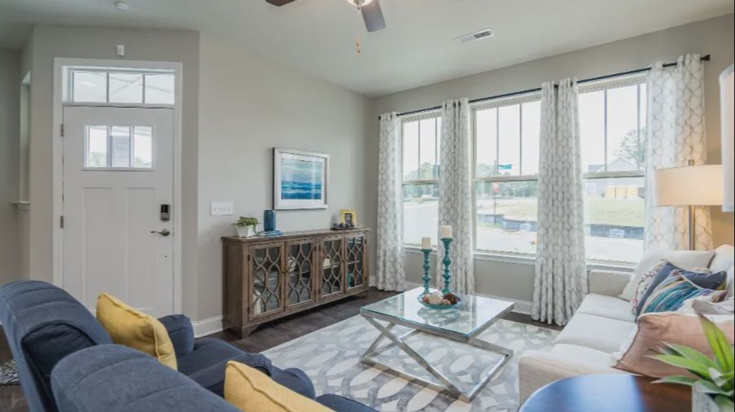 Furnished interior view inside a new home in Battle Bridge, Raleigh (Image 6). Furnished interior view inside a new home in Battle Bridge, Raleigh (Image 6).
