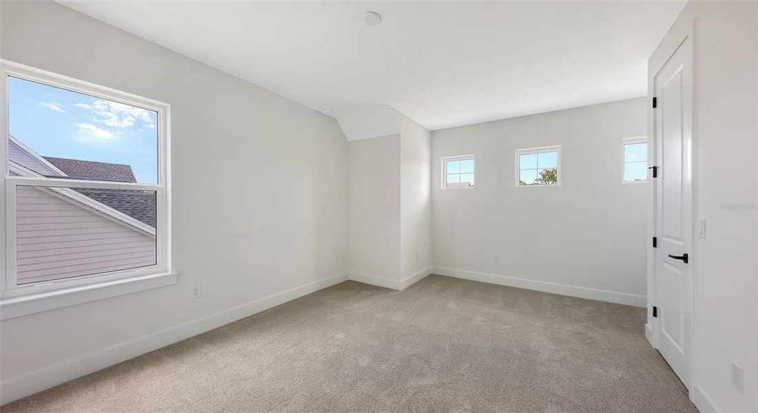 Spacious, unfurnished interior of a new home in Gracewater at Sarasota, Sarasota (Image 60). Spacious, unfurnished interior of a new home in Gracewater at Sarasota, Sarasota (Image 60).