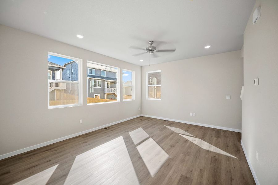 Spacious, unfurnished interior of a new home in Ridge at Lorson Ranch, Colorado Springs (Image 24).