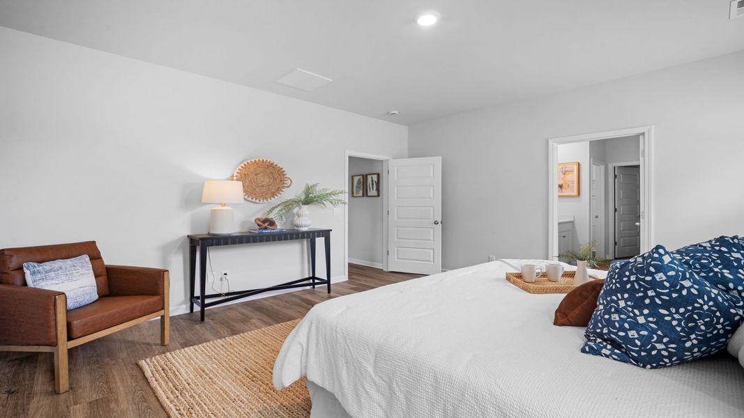 Furnished interior view inside a new home in Fernhill Farms, Statesboro (Image 19).