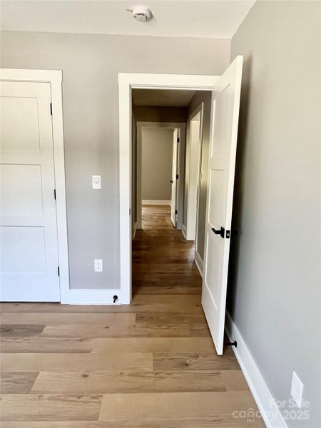 Spacious, unfurnished interior of a new home in , Linwood (Image 9).