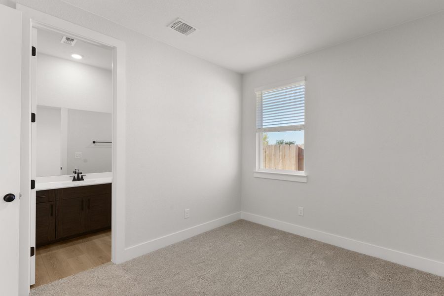 Spacious, unfurnished interior of a new home in The Grove at Blackhawk, Pflugerville (Image 56). Spacious, unfurnished interior of a new home in The Grove at Blackhawk, Pflugerville (Image 56).