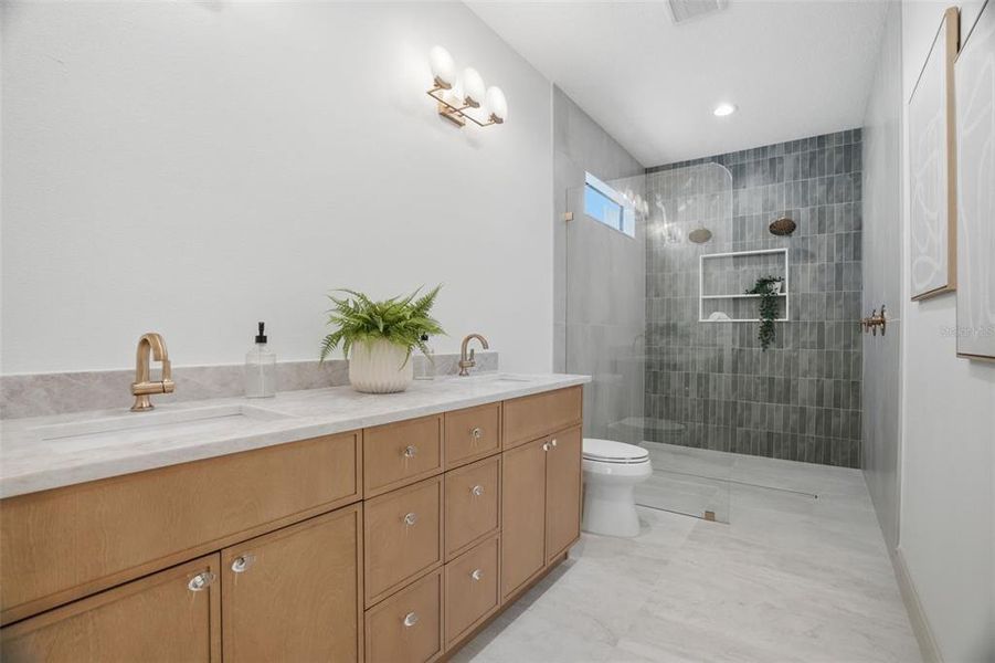 Furnished interior view inside a new home in , Tampa (Image 17).