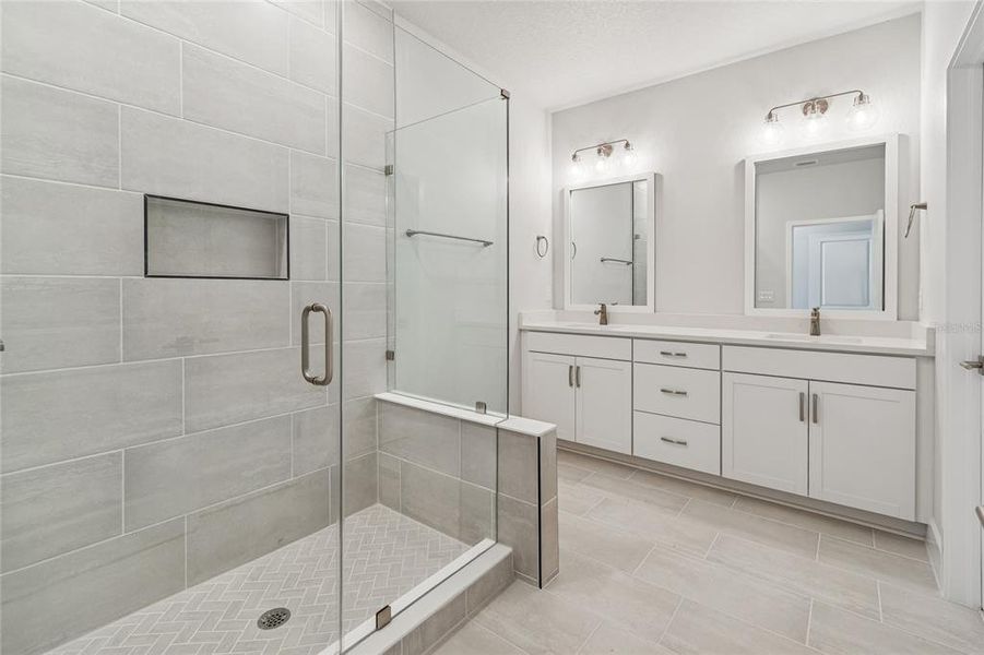 Furnished interior view inside a new home in Apex at Seminole Heights, Tampa (Image 16). Furnished interior view inside a new home in Apex at Seminole Heights, Tampa (Image 16).