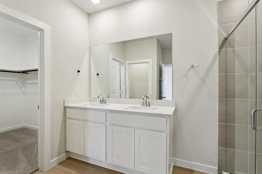 Furnished interior view inside a new home in Hickory Hill, Sherman (Image 8).