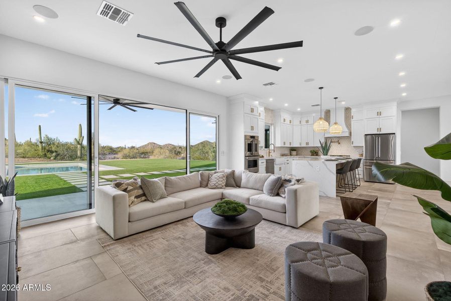 53-web-or-mls-DSC01000 53-web-or-mls-DSC01000