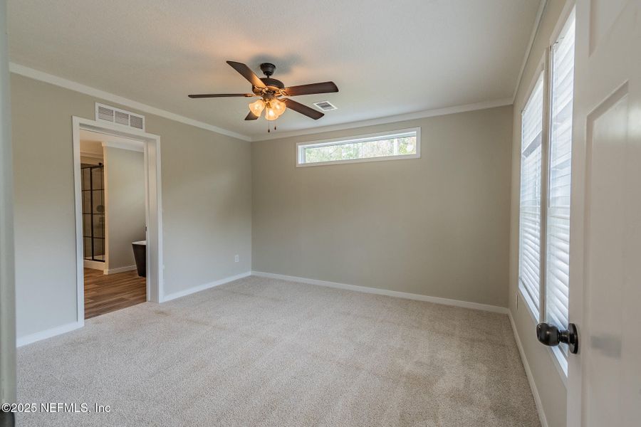 Spacious, unfurnished interior of a new home in , Callahan (Image 19).