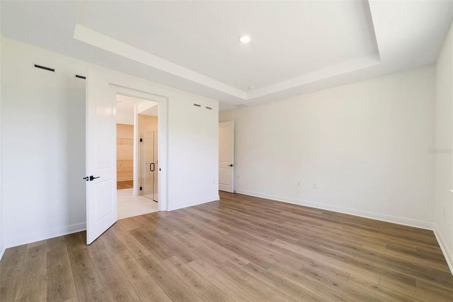 Spacious, unfurnished interior of a new home in Acuera Estates, Apopka (Image 24).