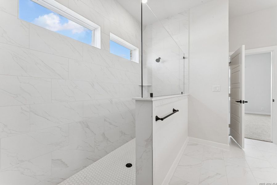 Image 10 of a home in .