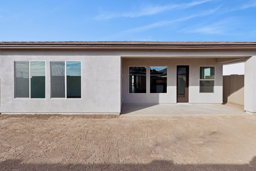 Exterior details and patio area of a home in Tavolo at Soleo, San Tan Valley (Image 4).