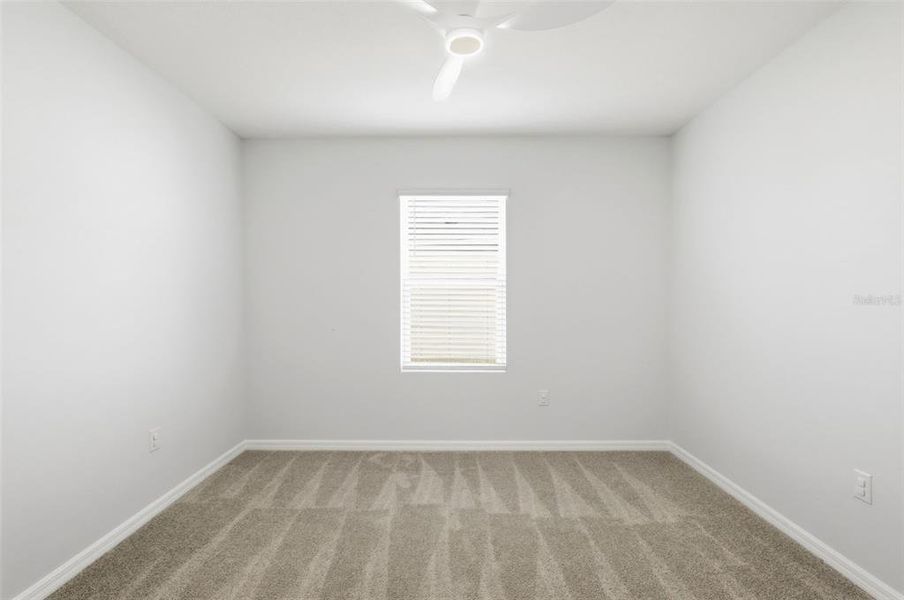 Spacious, unfurnished interior of a new home in , New Smyrna Beach (Image 15).