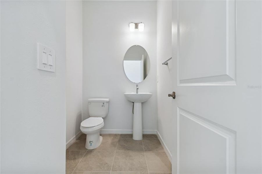 Furnished interior view inside a new home in Southpointe, Palmetto (Image 10).