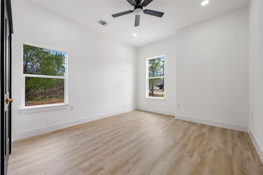 Spacious, unfurnished interior of a new home in , Bastrop (Image 20). Spacious, unfurnished interior of a new home in , Bastrop (Image 20).
