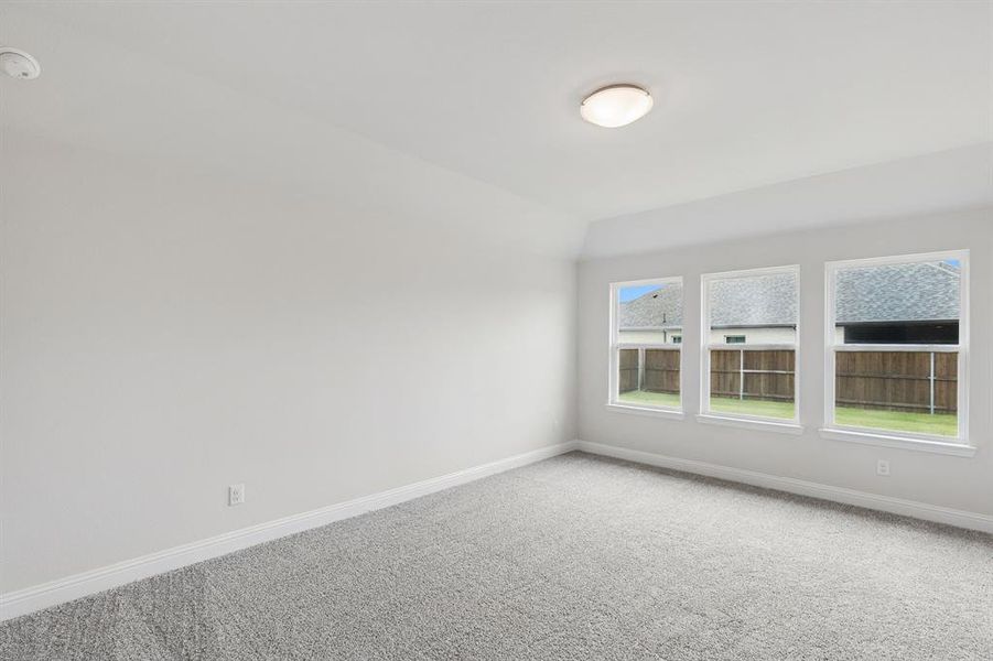 Spacious, unfurnished interior of a new home in Sicily, Princeton (Image 8).