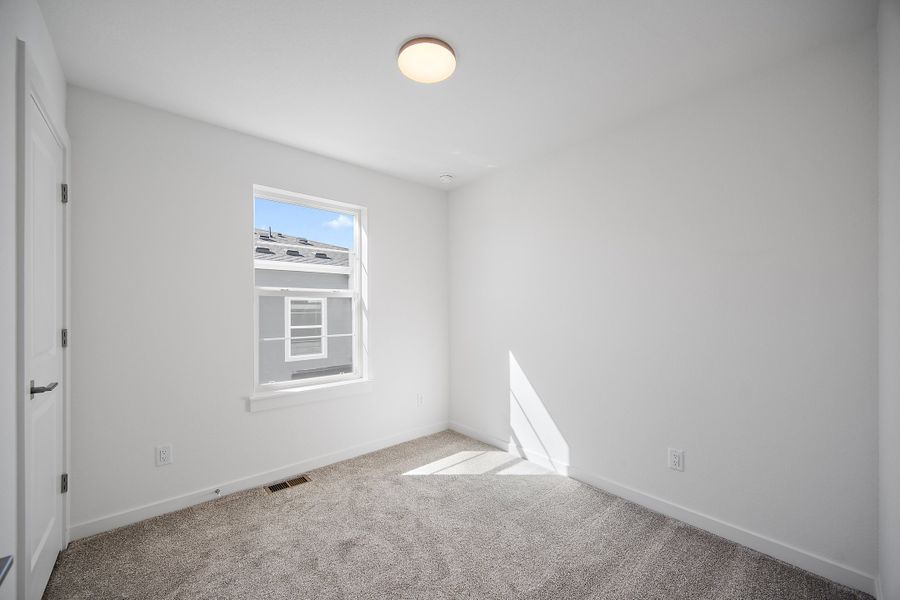 Spacious, unfurnished interior of a new home in The Commons at Victory Ridge, Colorado Springs (Image 18). Spacious, unfurnished interior of a new home in The Commons at Victory Ridge, Colorado Springs (Image 18).