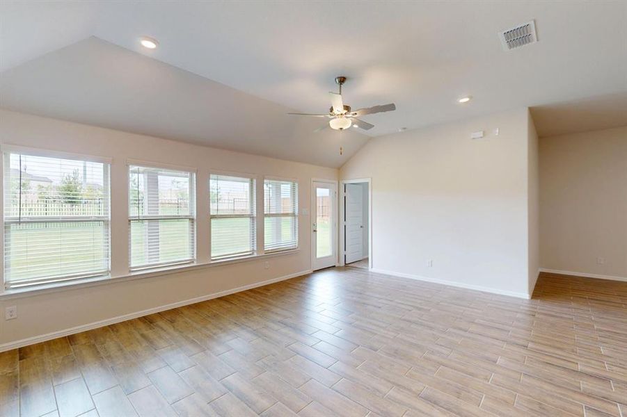 Spacious, unfurnished interior of a new home in Kings Way, Denton (Image 13).