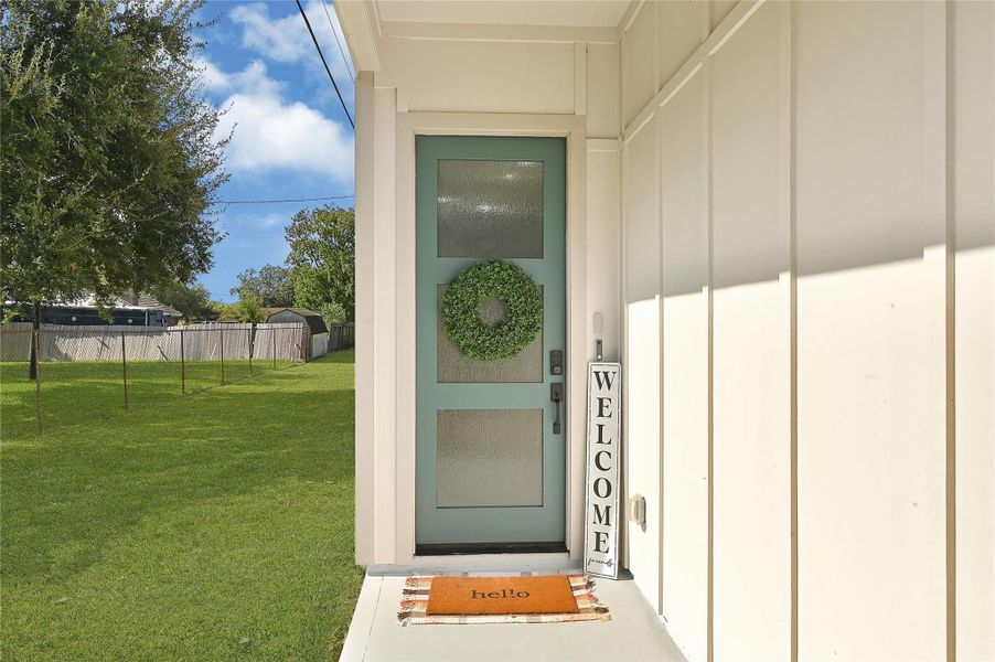 Exterior details and patio area of a home in , La Porte (Image 2).