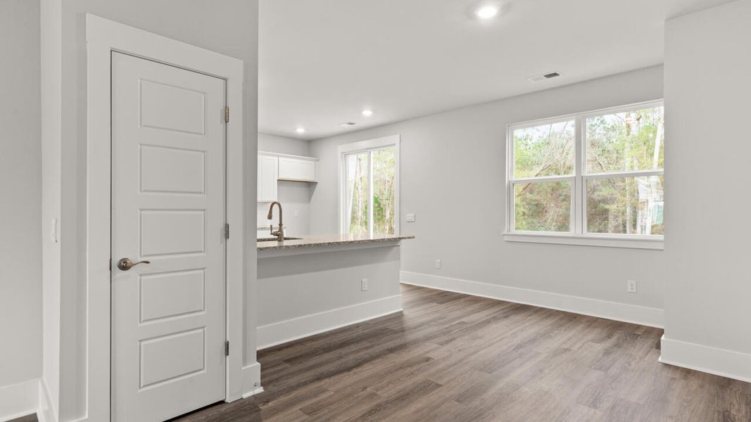 Spacious, unfurnished interior of a new home in Lockwood Landing, Supply (Image 16).