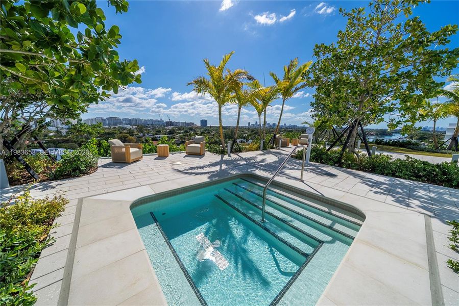 Community amenities in , Bay Harbor Islands (Image 12).