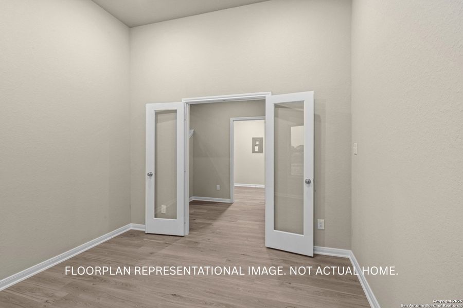 Spacious, unfurnished interior of a new home in Greenspoint Heights, Seguin (Image 21).