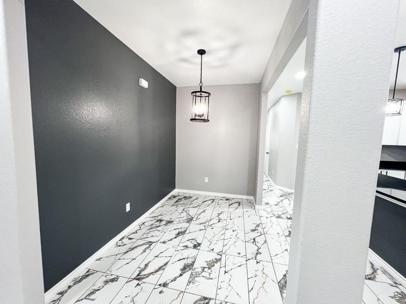 Dining Area Dining Area