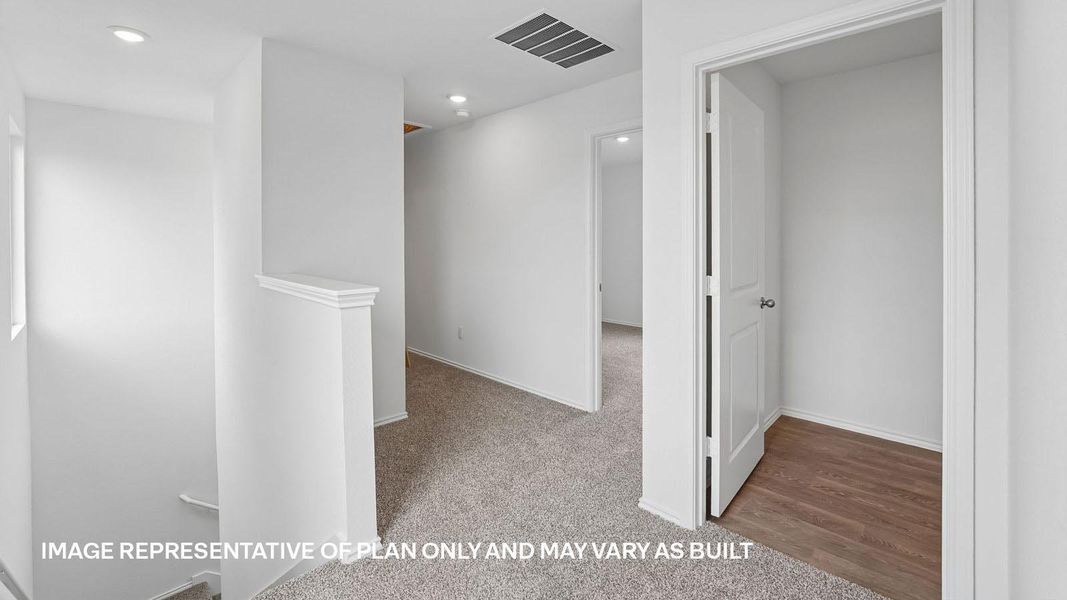 Spacious, unfurnished interior of a new home in Valverde, Bastrop (Image 24).