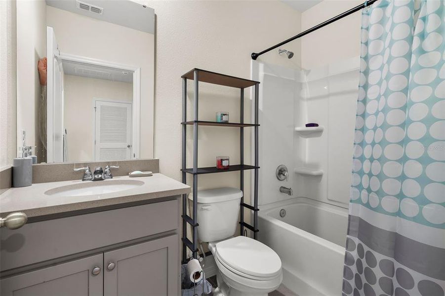 Furnished interior view inside a new home in , Davenport (Image 10).