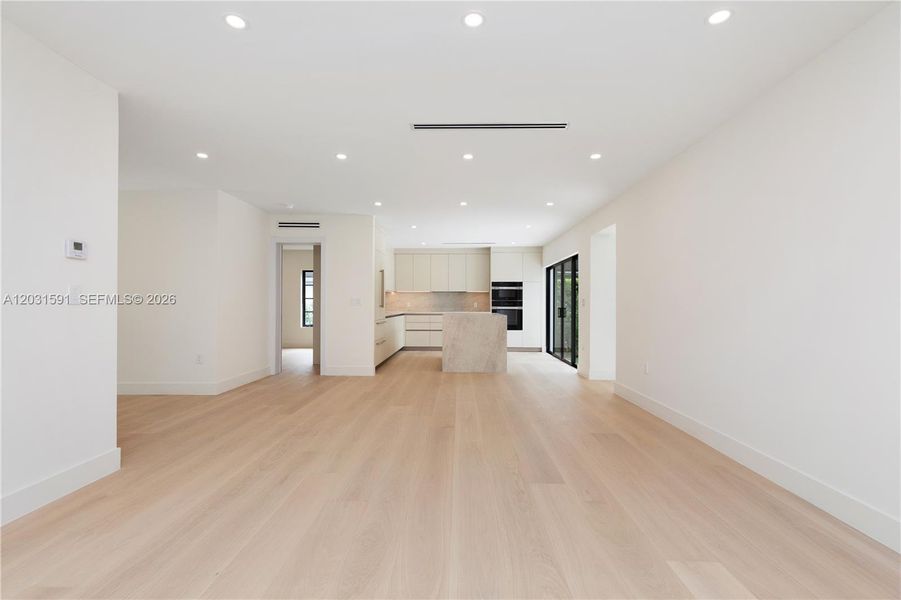 Spacious, unfurnished interior of a new home in , Coral Gables (Image 19). Spacious, unfurnished interior of a new home in , Coral Gables (Image 19).