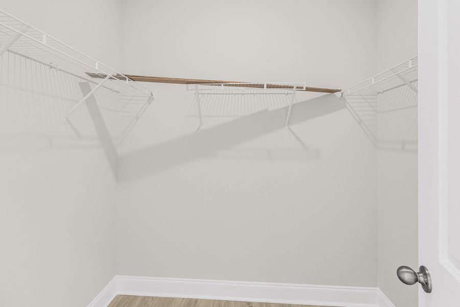 Spacious, unfurnished interior of a new home in Cherrywood Estates, Summerville (Image 24).
