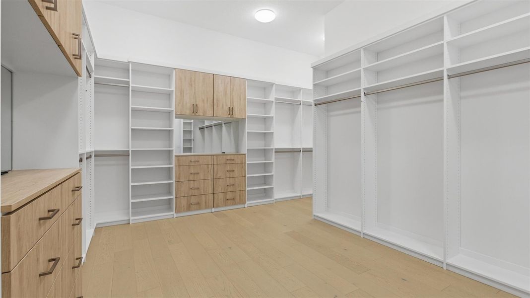 Spacious, unfurnished interior of a new home in Artistry Palm Beach, Palm Beach Gardens (Image 24). Spacious, unfurnished interior of a new home in Artistry Palm Beach, Palm Beach Gardens (Image 24).