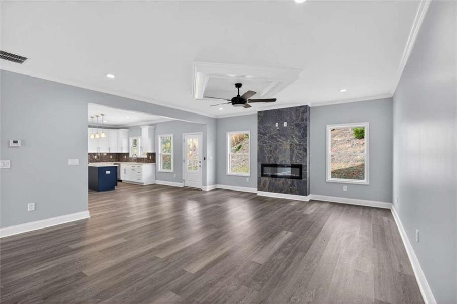 Spacious, unfurnished interior of a new home in , Gainesville (Image 21).