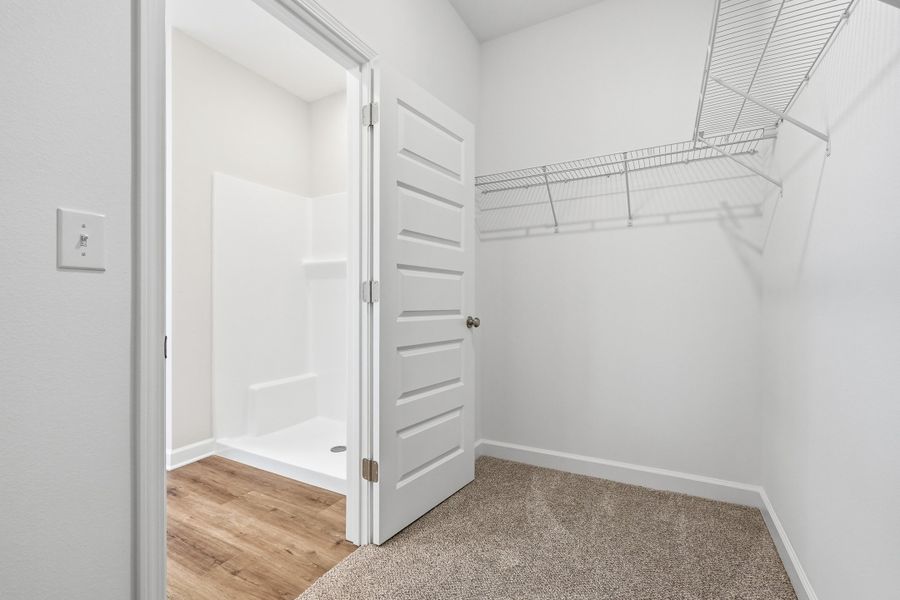 Spacious, unfurnished interior of a new home in Southern Charm, Crestview (Image 47).