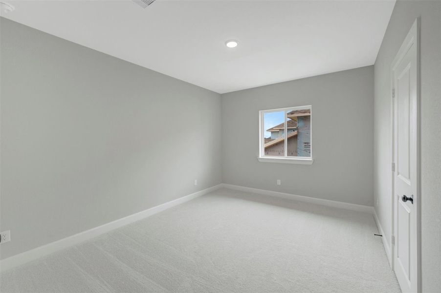Spacious, unfurnished interior of a new home in Jordan Ranch - Premier Collection, Fulshear (Image 13).