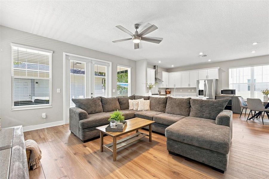 Furnished interior view inside a new home in , Tampa (Image 43). Furnished interior view inside a new home in , Tampa (Image 43).