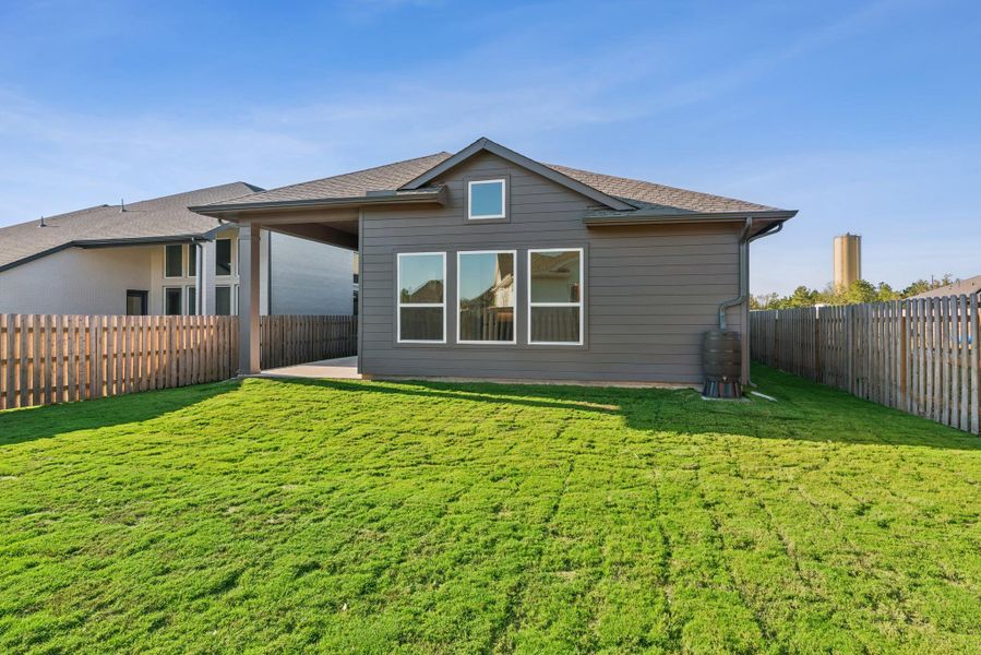 Welcome to The Conroe by David Weekley Homes. Move-In-Ready Now!