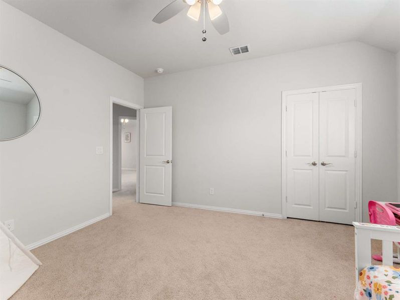 Spacious, unfurnished interior of a new home in Emerald Vista, Wylie (Image 21). Spacious, unfurnished interior of a new home in Emerald Vista, Wylie (Image 21).