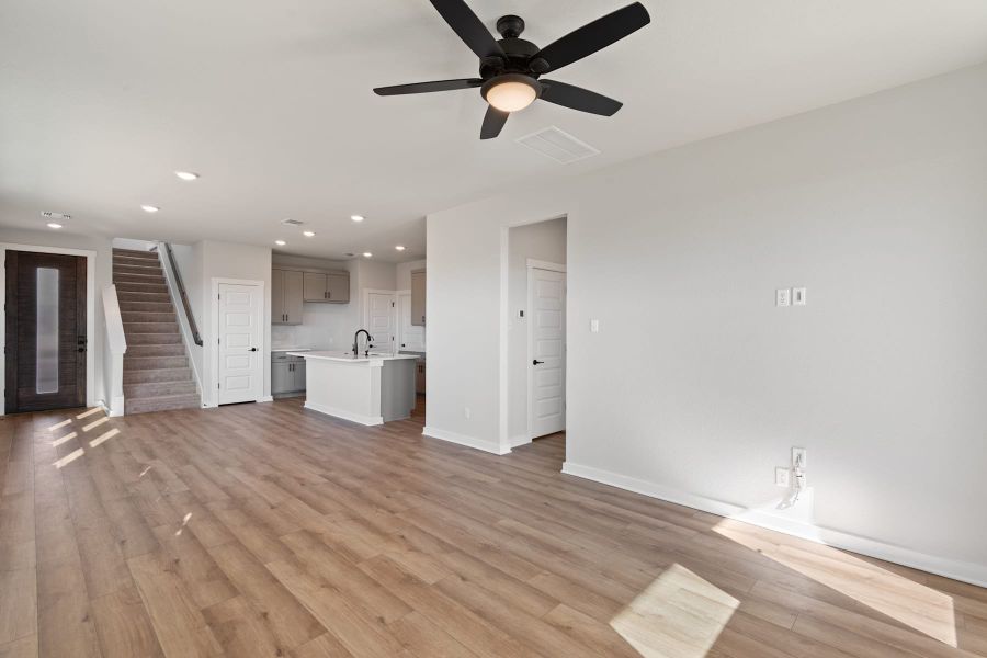Spacious, unfurnished interior of a new home in Park Central, Georgetown (Image 20).
