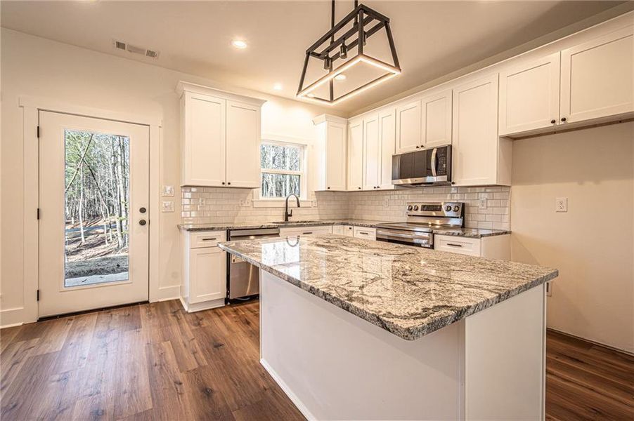 Furnished interior view inside a new home in , Dawsonville (Image 17). Furnished interior view inside a new home in , Dawsonville (Image 17).