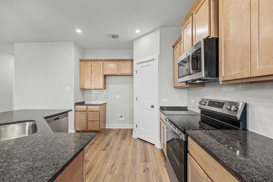Furnished interior view inside a new home in Hartrick Ranch, Temple (Image 4).